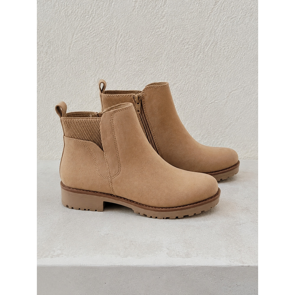 Sun + Stone Kandy Tan Chelsea Ankle Boots Women’s 7M NIB Lug Sole - Picture 2 of 6